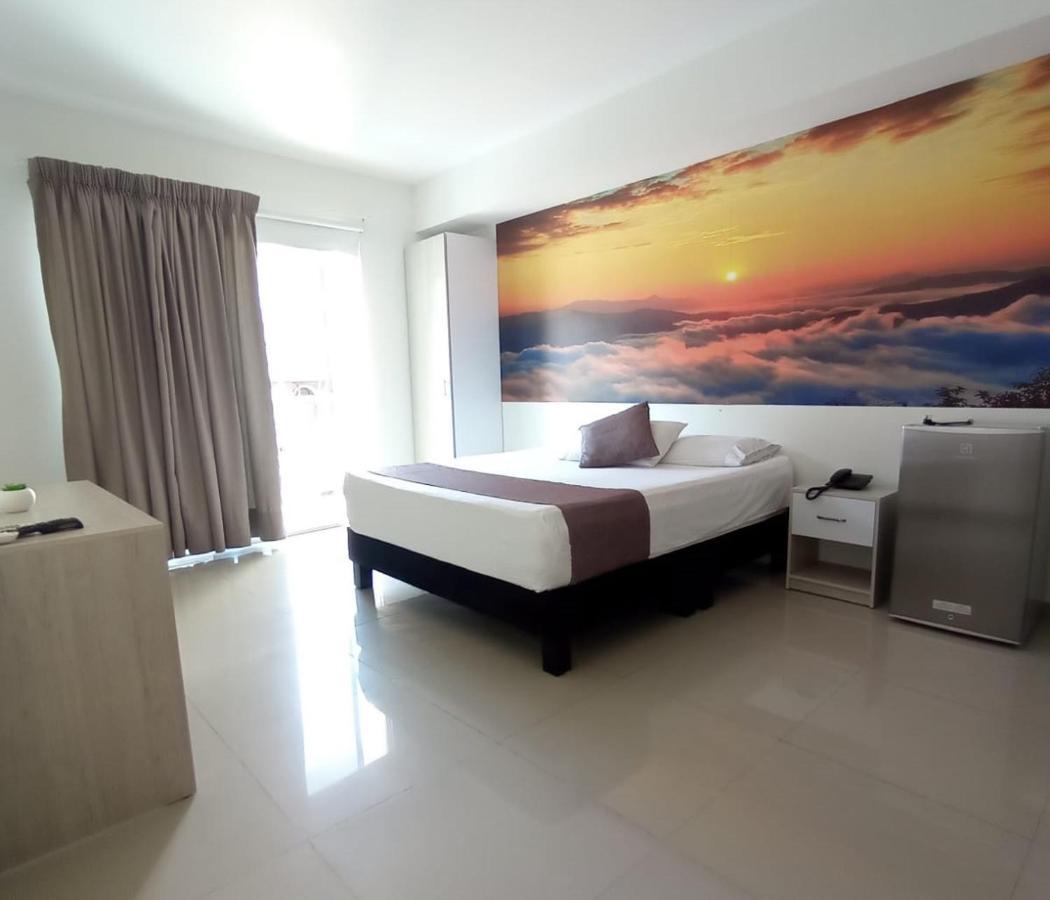 Hotel Granada Loft Cali Dış mekan fotoğraf